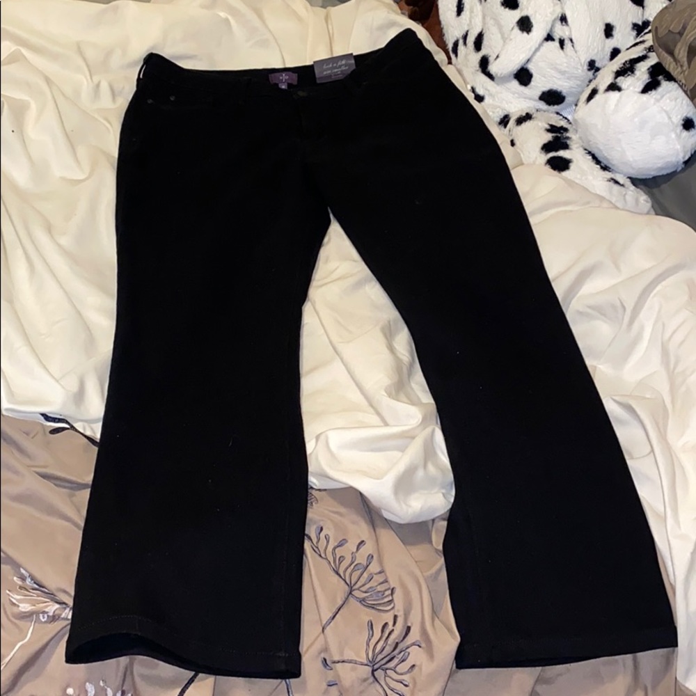 NEW! NYDJ women’s jeans